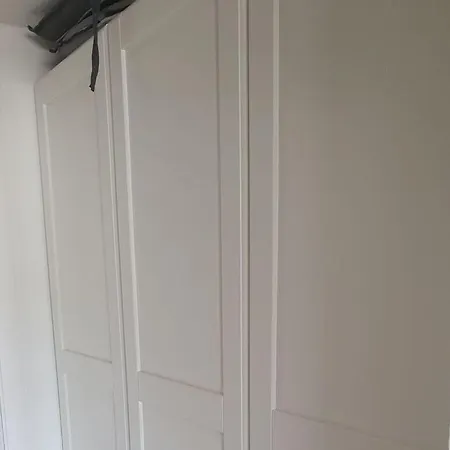 Apartman Cosy Near Bus-stop *